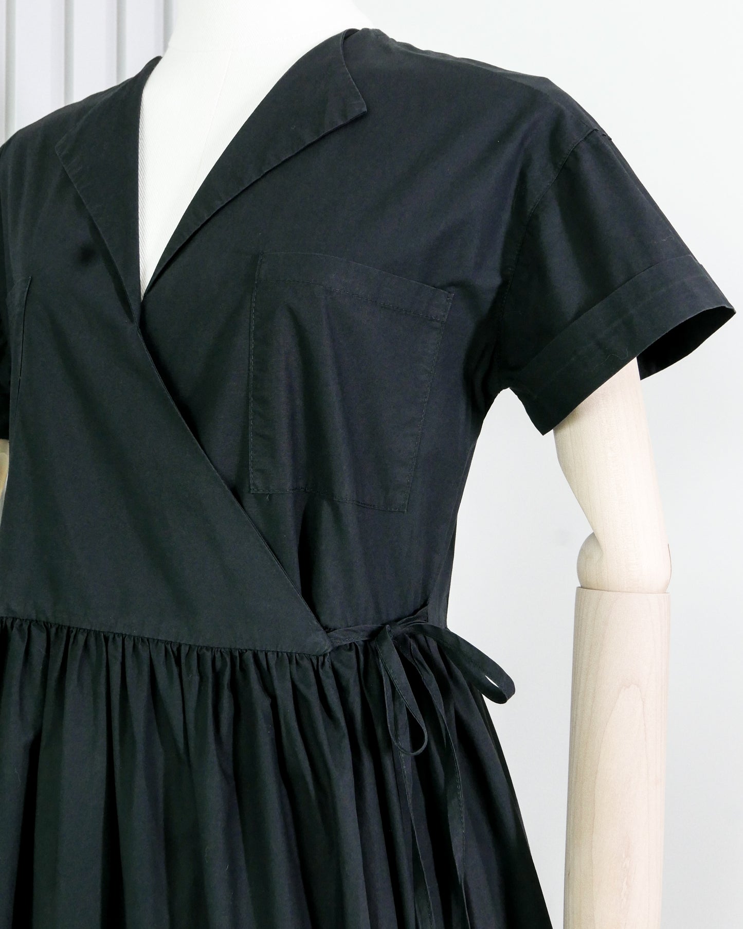 Short Sleeve V-neck Wrap Maxi Dress 短袖V領裹身連身長裙 | KOMMONS