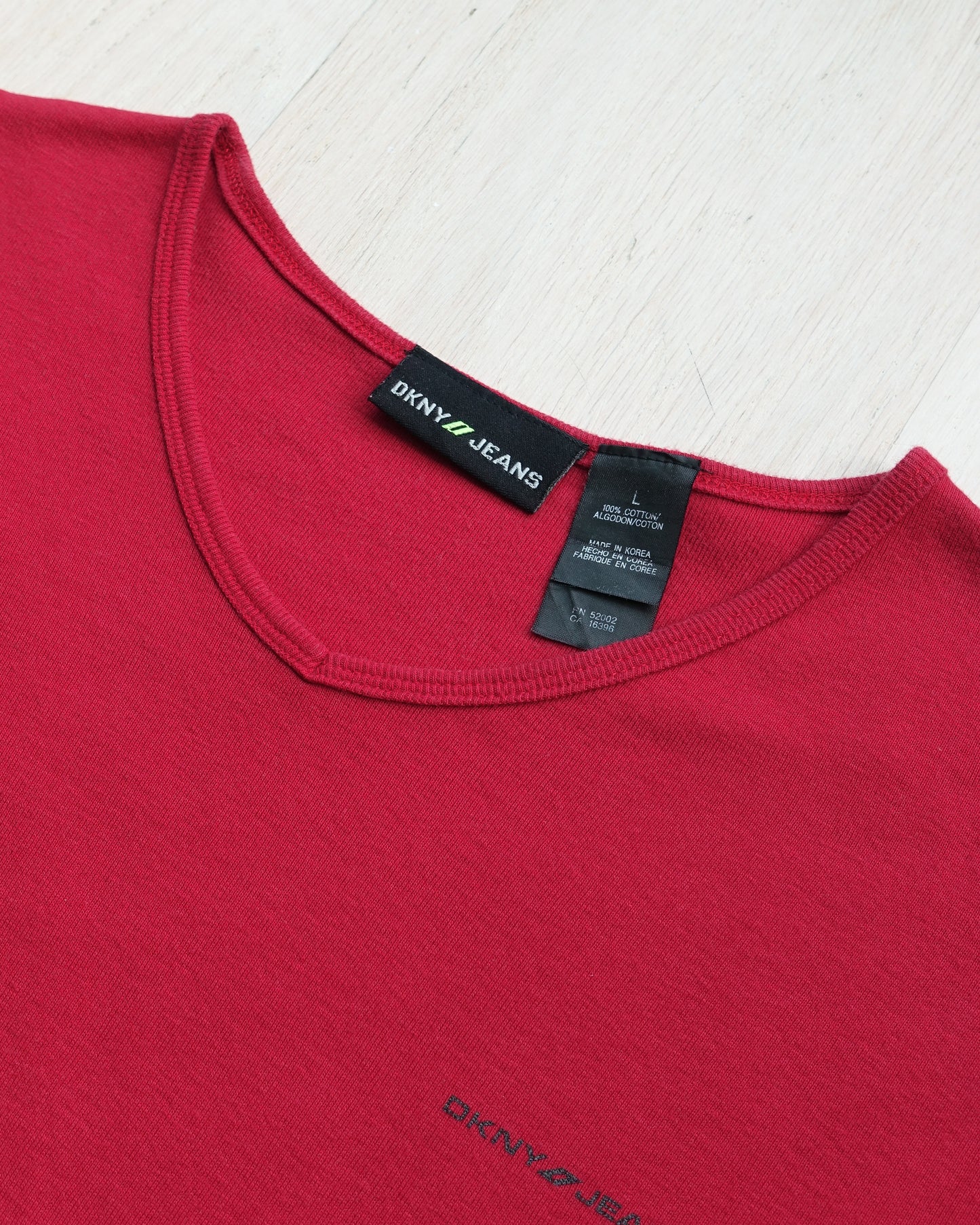 DKNY V-neck T-shirt V領T恤 | KOMMONS