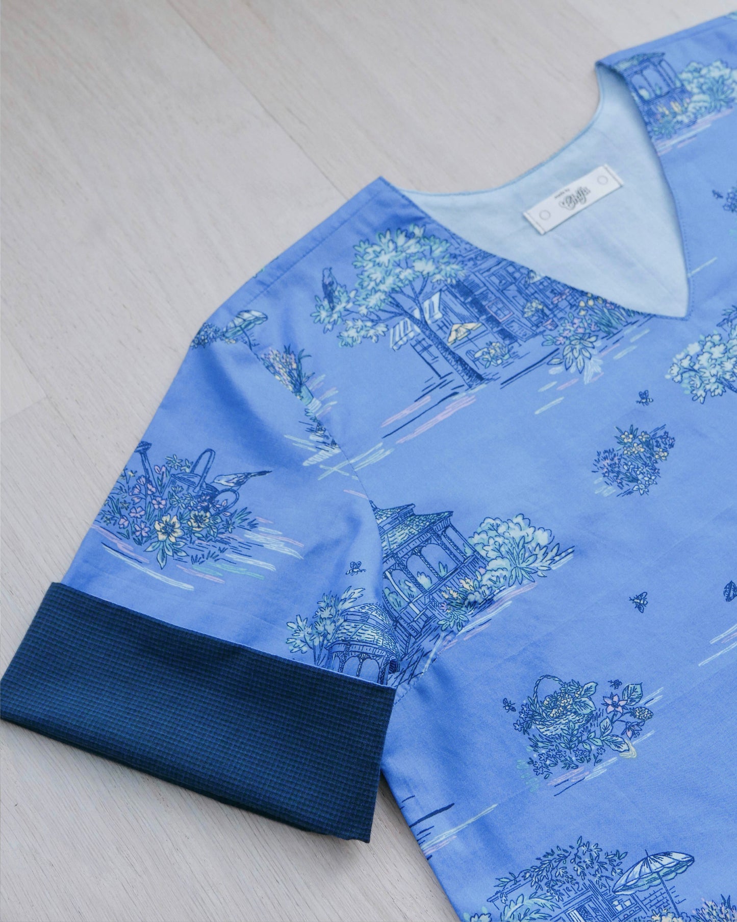 V領反袖連身裙 - 靛藍印花 | Made by Chifa