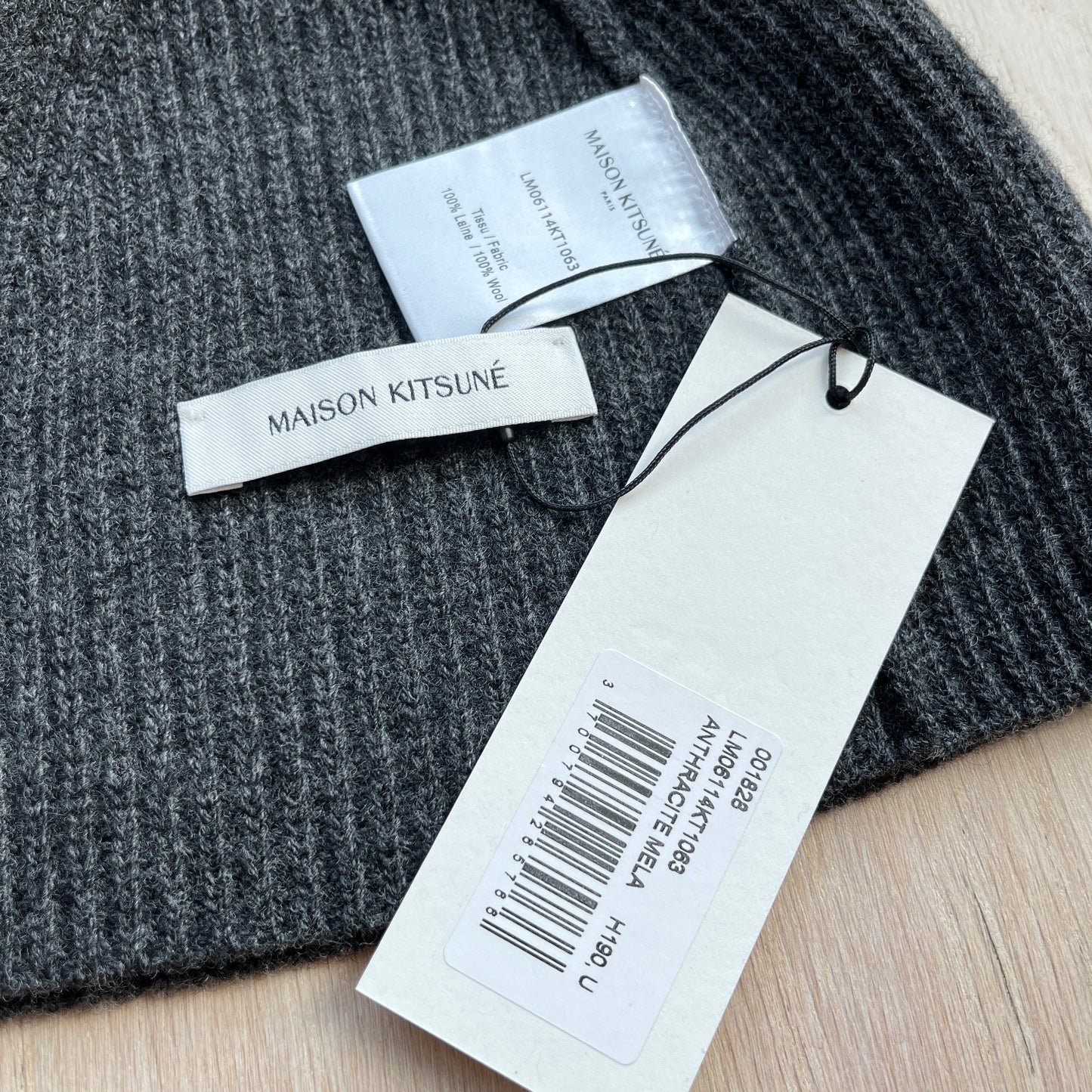 ［全新連吊牌］Maison Kitsuné Festive Fox Head Patch Beanie | Brand New with Tag