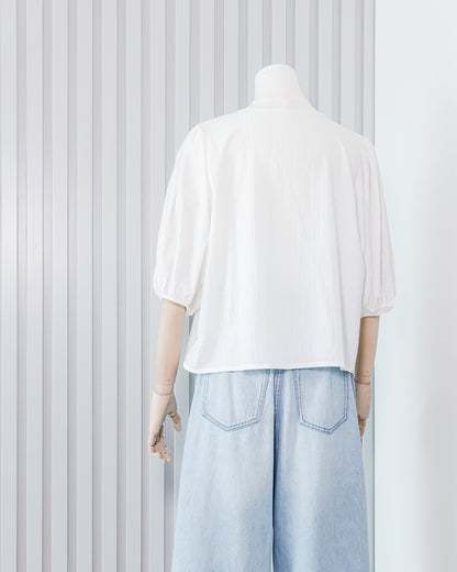 NEMNE Dobby Lattern Sleeve Button-front Top 暗紋燈籠袖雙排上衣 | KOMMONS