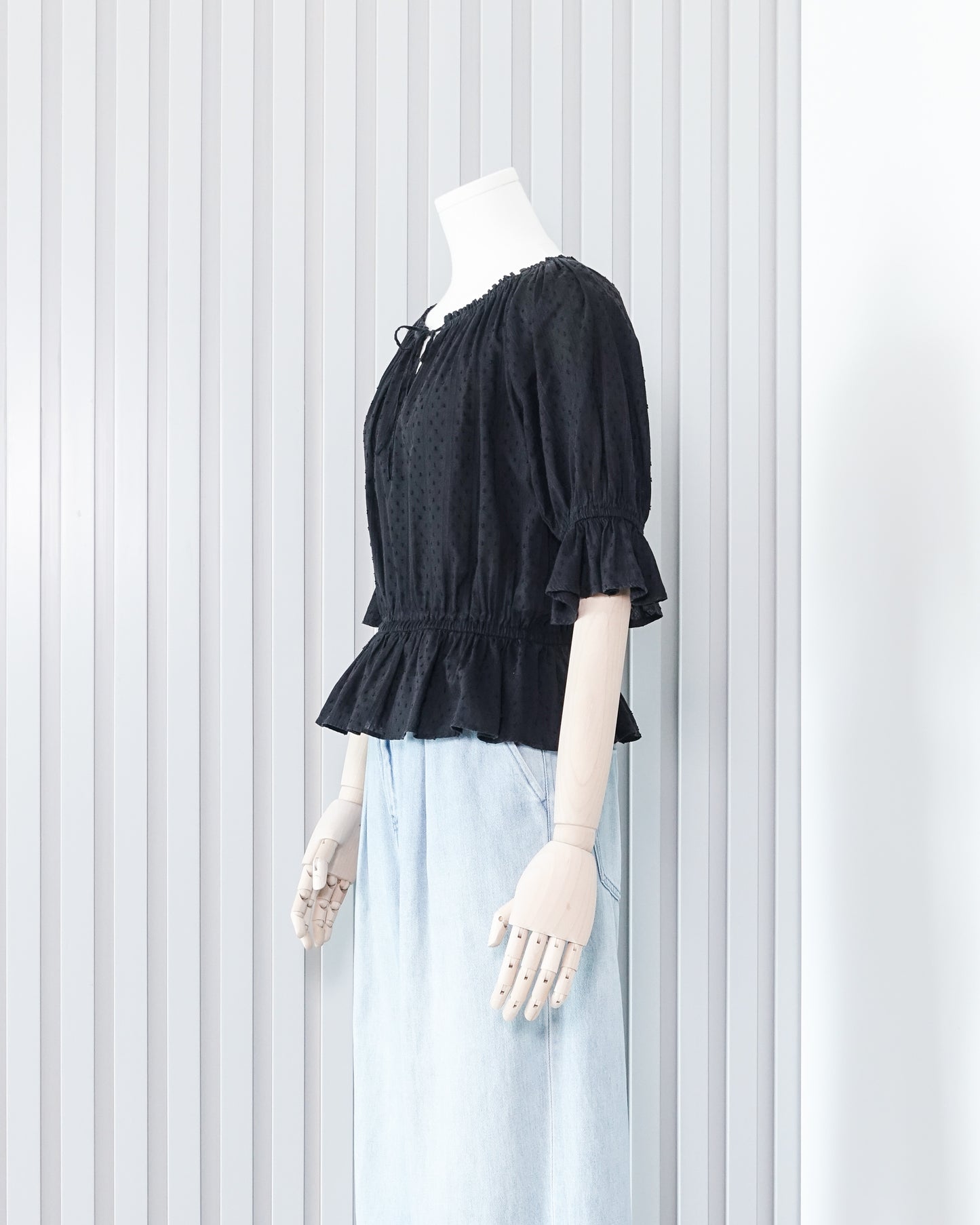 LOWRYS FARM Dobby Lattern Sleeve Top 暗紋燈籠袖上衣 | KOMMONS