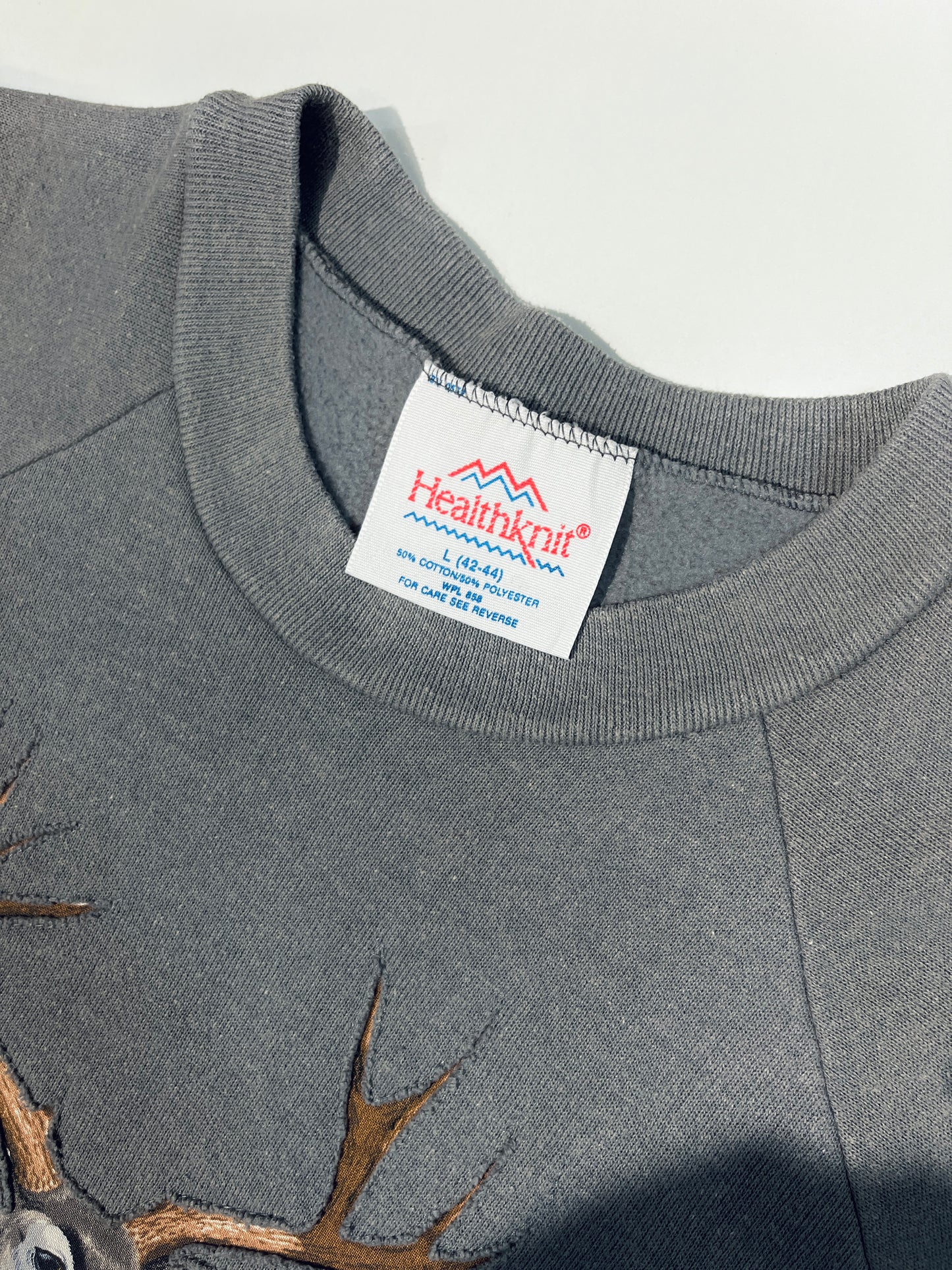 HEALTHKNIT Deer Embroidered Sweatshirt 鹿子刺繡衛衣 | KOMMONS