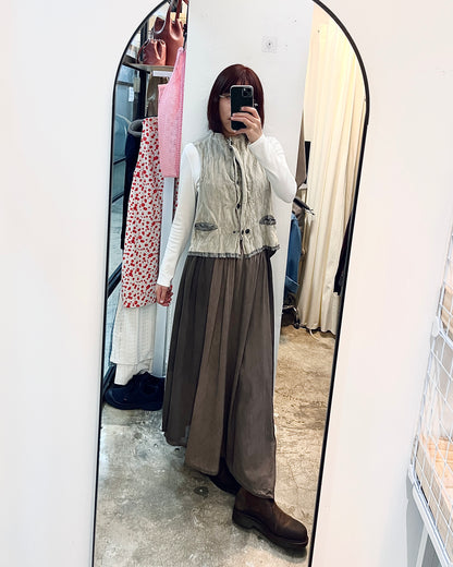 CREA CONCEPT High Neck Velvet Vest 高領絲絨背心外套 | KOMMONS