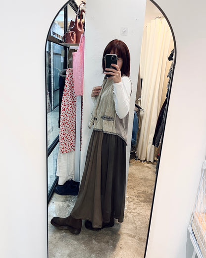 CREA CONCEPT High Neck Velvet Vest 高領絲絨背心外套 | KOMMONS