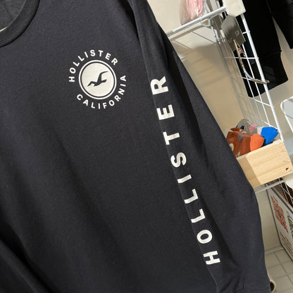HOLLISTER Long Sleeve Logo T-shirt 長袖標誌T恤 | KOMMONS