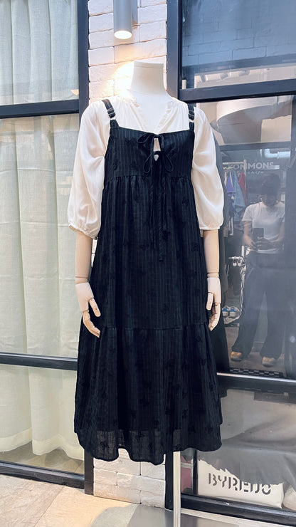 <Buy2-$10> Butterfly Embroidered Strap Dress 蝴蝶刺繡吊帶連身裙 | KOMMONS