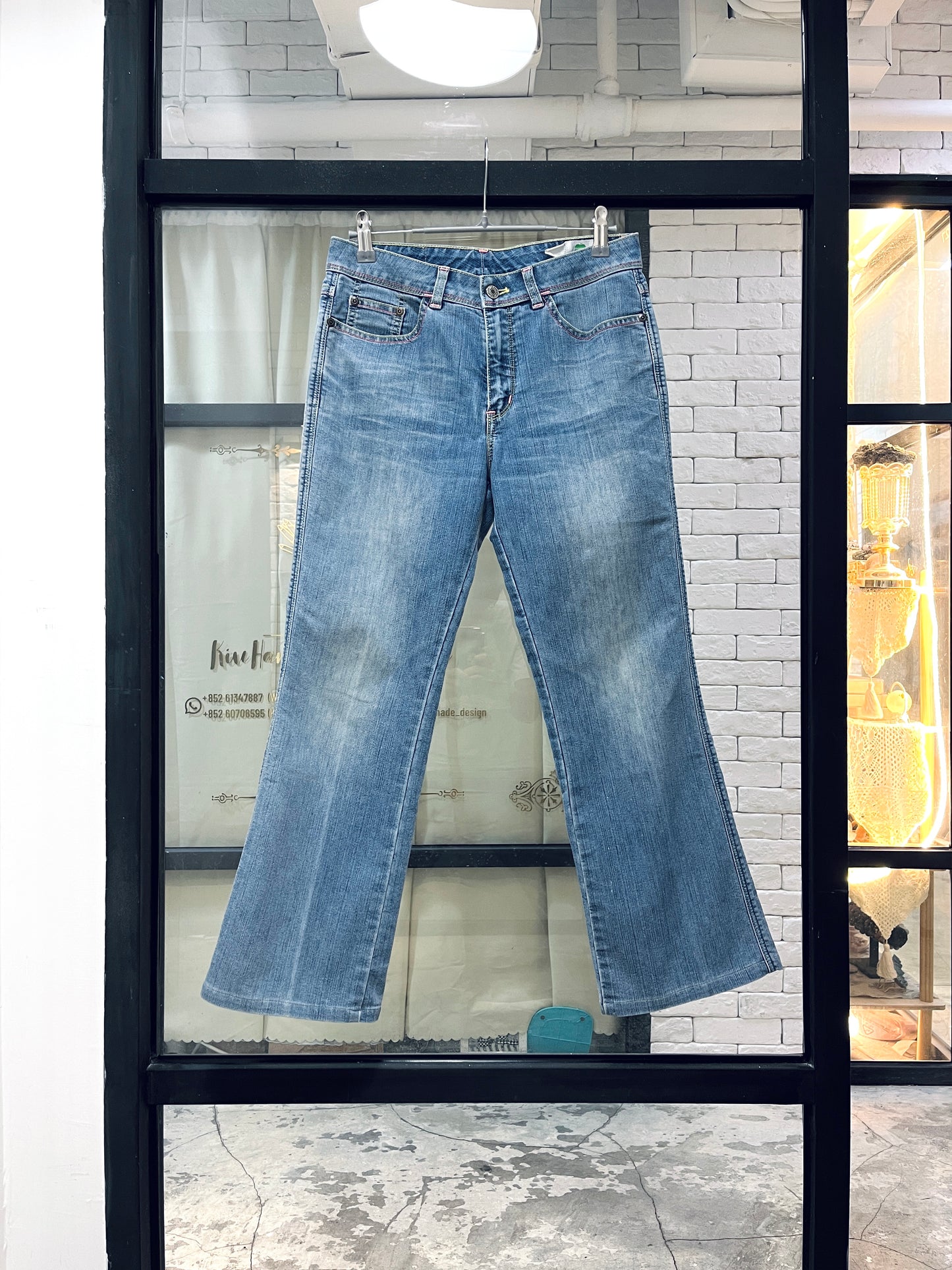 TEXWOOD Bootcut Cropped Jeans 微喇叭短款牛仔褲 | KOMMONS