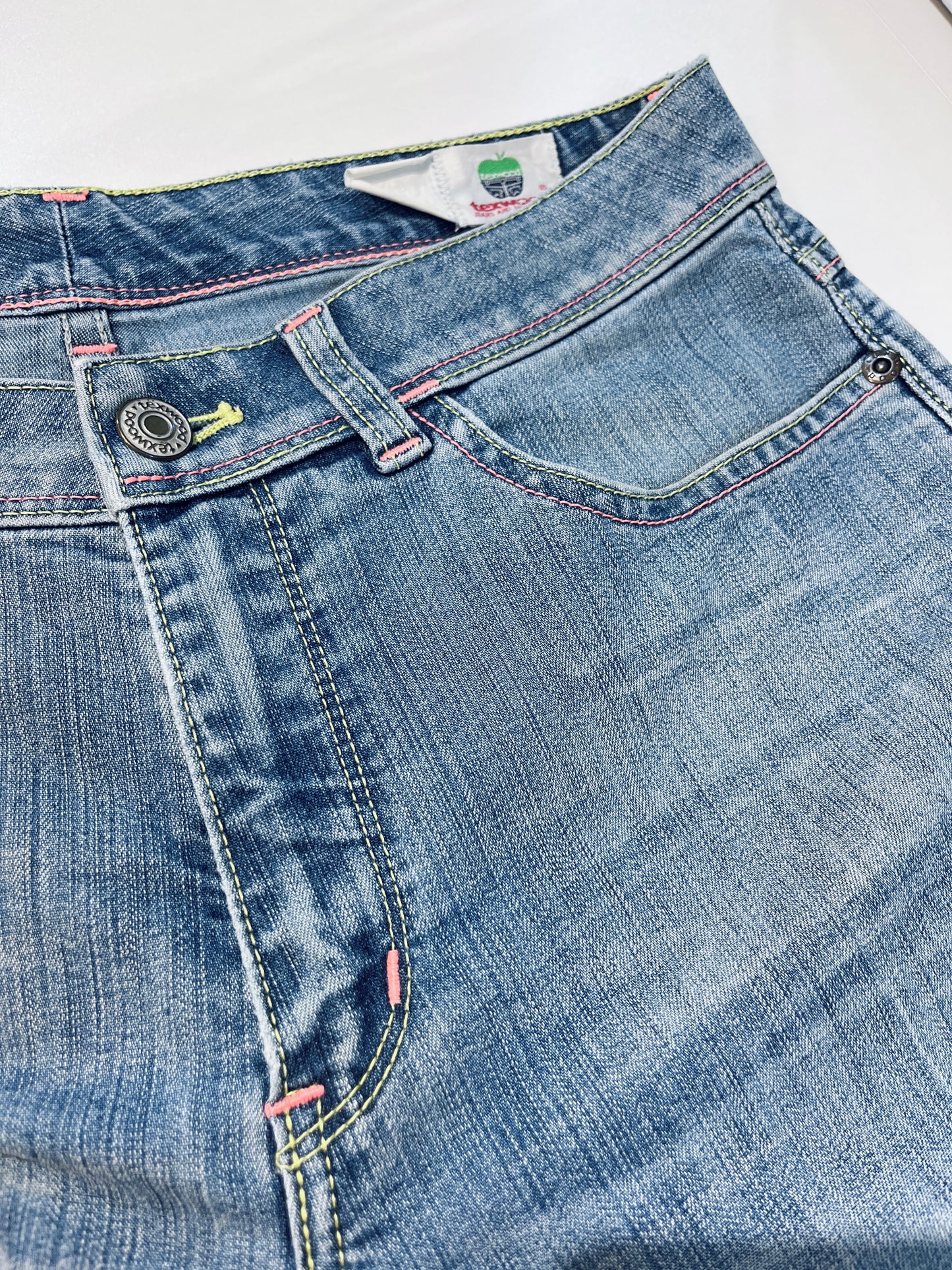 TEXWOOD Bootcut Cropped Jeans 微喇叭短款牛仔褲 | KOMMONS