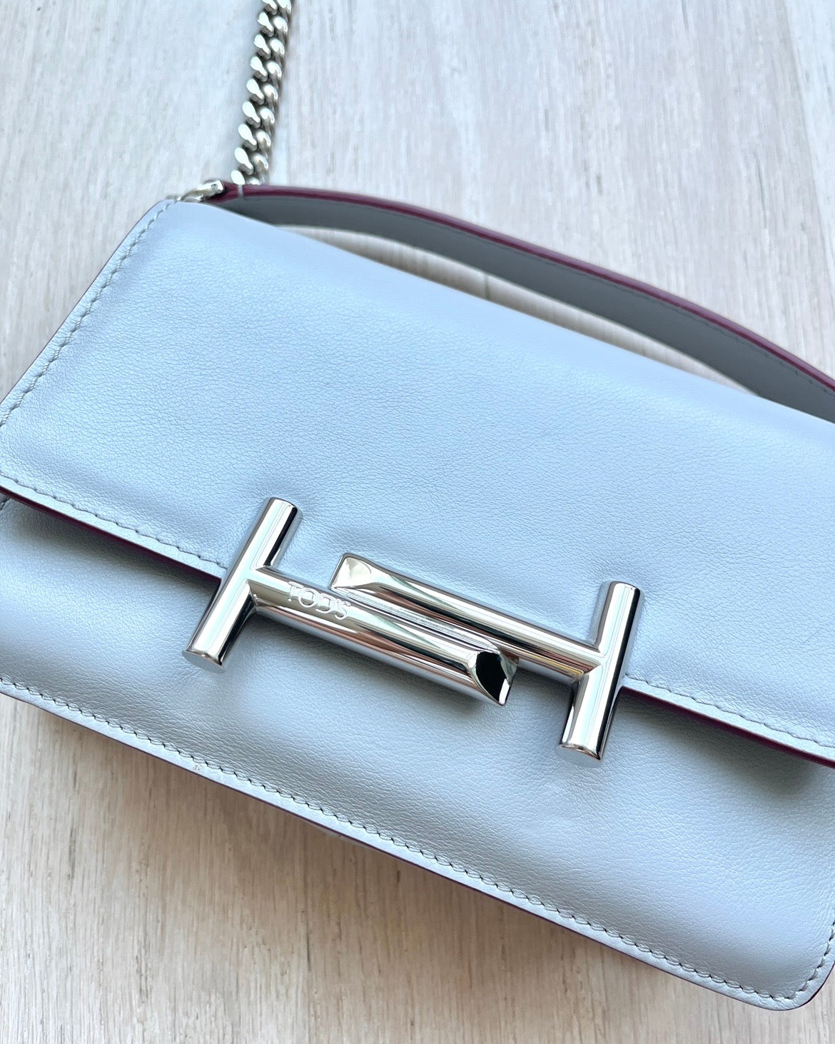TOD’S Double T Flap Bag | KOMMONS