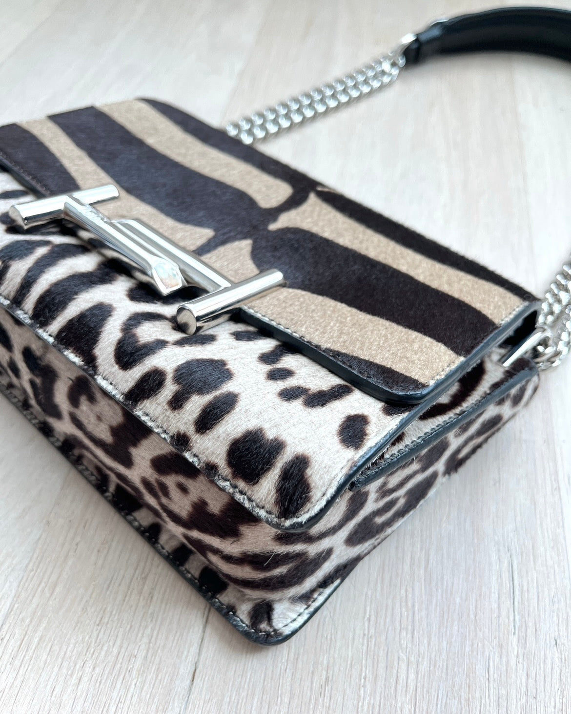TOD’S Double T Flap Bag | KOMMONS