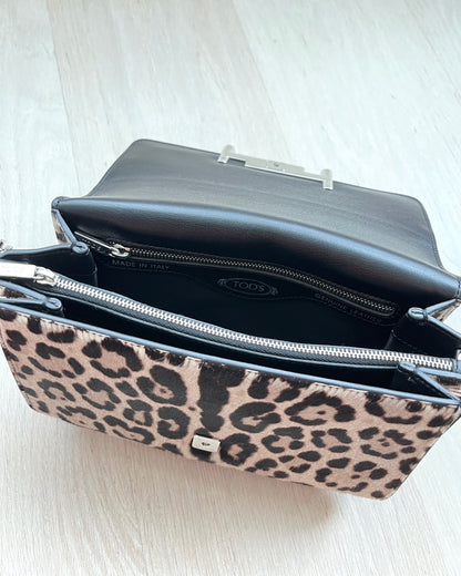TOD’S Double T Flap Bag | KOMMONS
