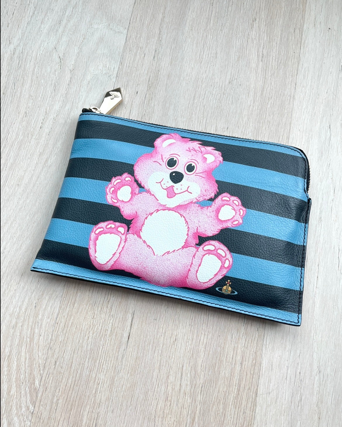 VIVIENNE WESTWOOD Pink Bear Zip Pouch | KOMMONS