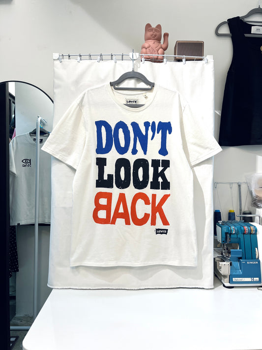 <Buy2-$10> LEVI'S Graphic T-shirt 印花T恤 | KOMMONS
