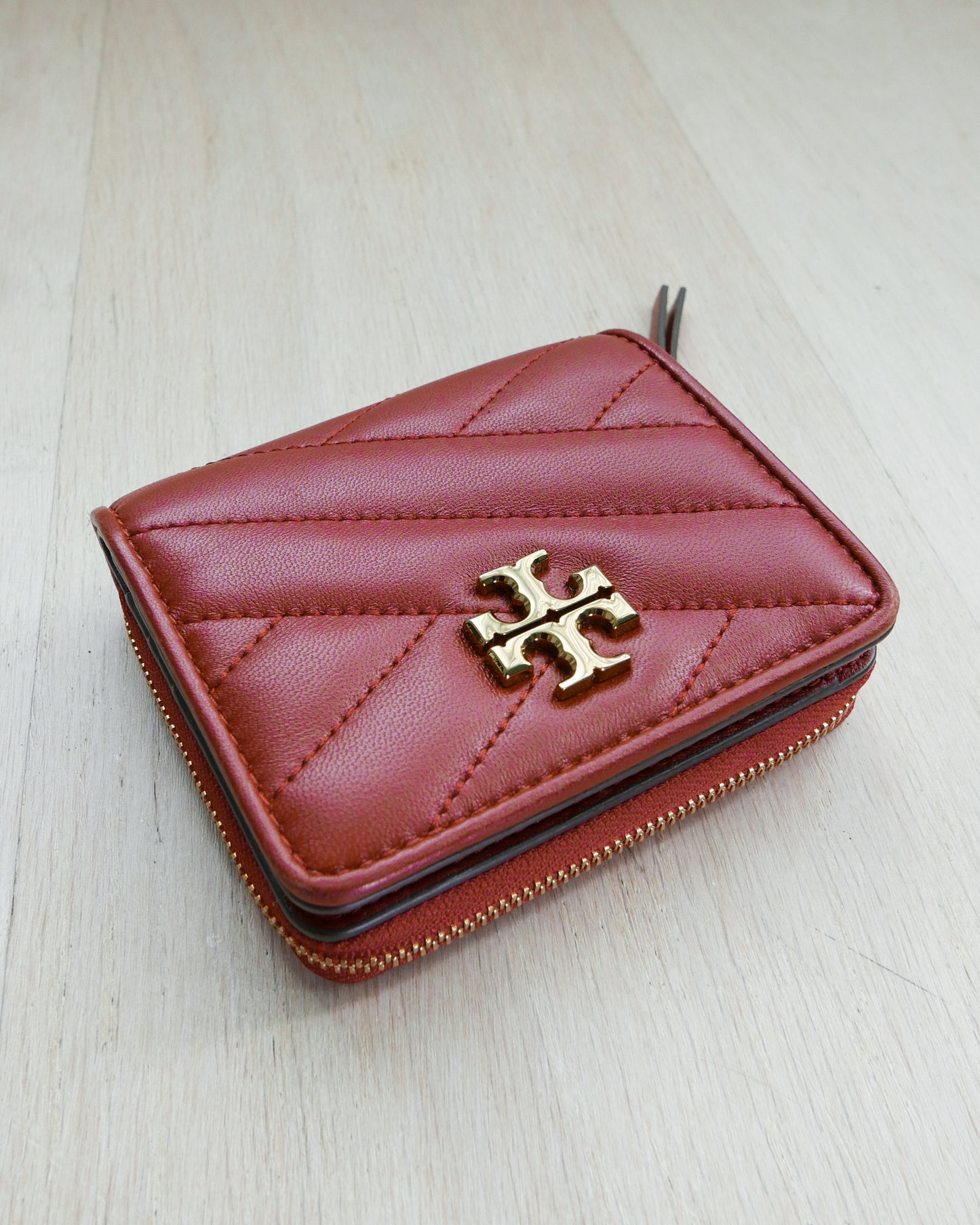 TORY BURCH Padded Bifold Purse 兩摺短銀包 | KOMMONS