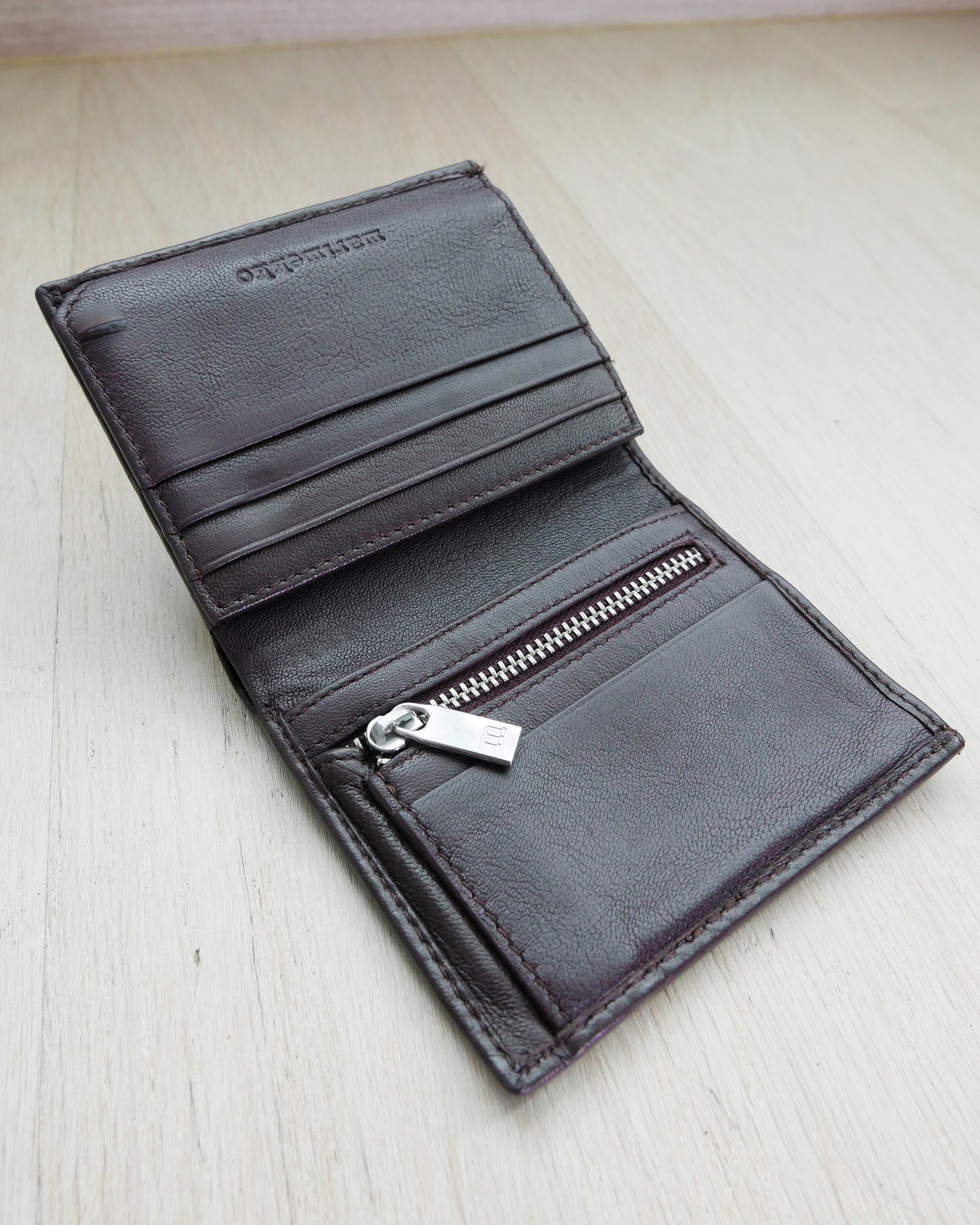 MARIMEKKO Floral Embossed Trifold Wallet 三摺短銀包 | KOMMONS