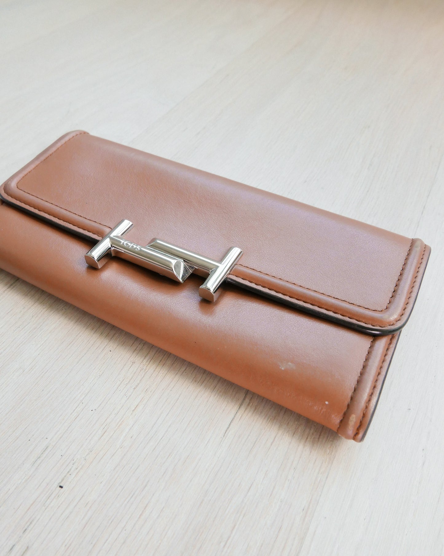 TOD’S Flap Long Wallet 長銀包 | KOMMONS