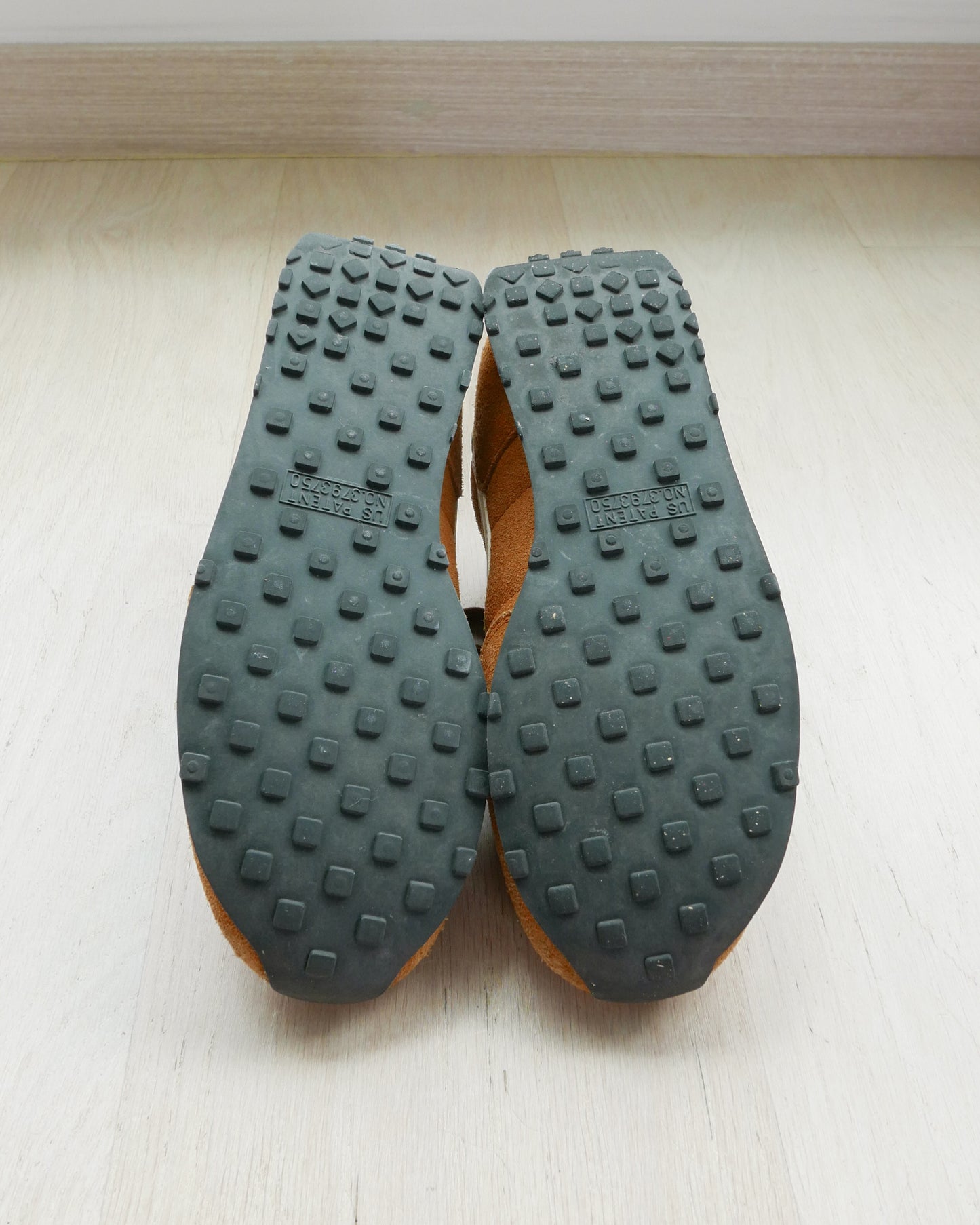 NIKE “Challenger” Sneakers 波鞋 | KOMMONS