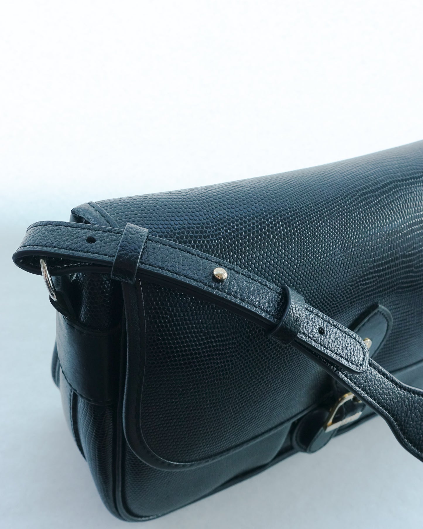 POURCHET Crossbody / Messenger Bag 斜孭/側孭郵差袋 | KOMMONS