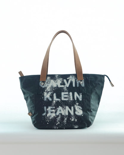 CALVIN KLEIN Waxed Canvas Tote Bag 蠟面帆布袋 | KOMMONS