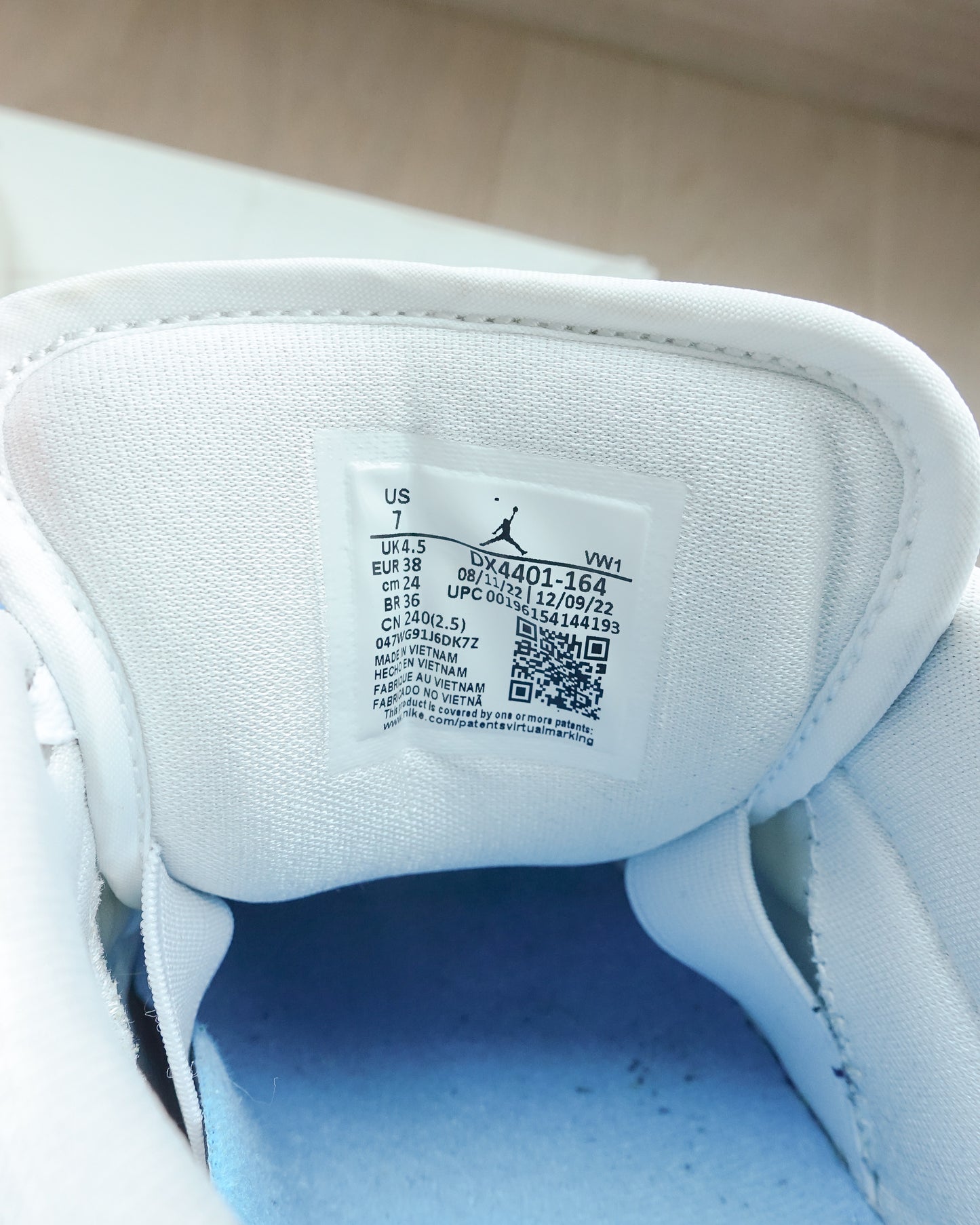 NIKE Air Jordan 2 Low Retro UNC to Chicago | KOMMONS