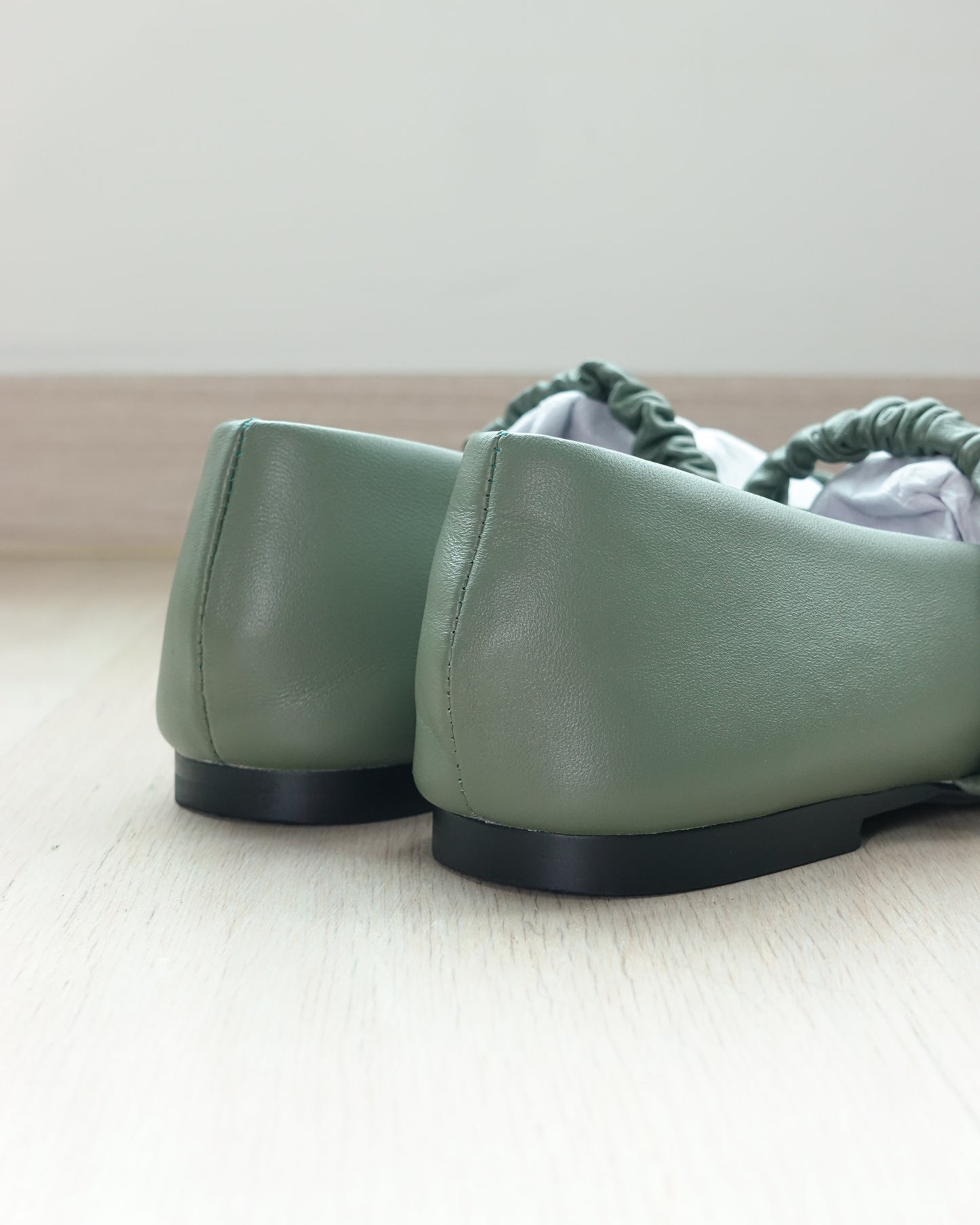 Ruched Strap Ballet Flats | KOMMONS