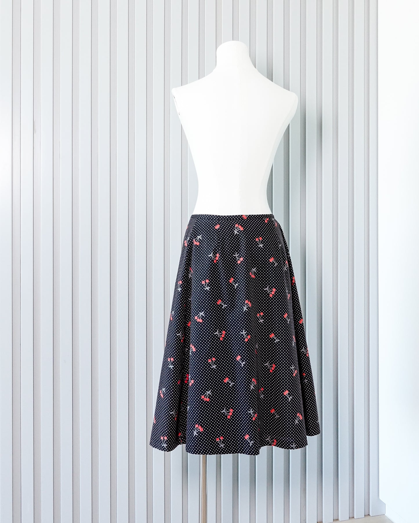 OLIVE DES OLIVE Cherry Printed Midi Skirt 櫻桃印花中長裙 | KOMMONS