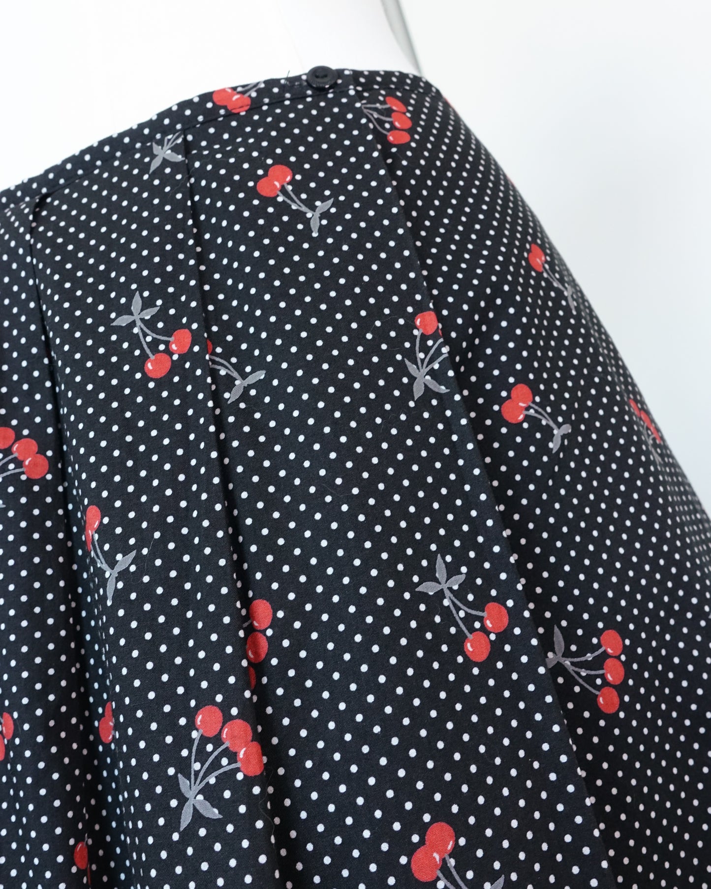 OLIVE DES OLIVE Cherry Printed Midi Skirt 櫻桃印花中長裙 | KOMMONS