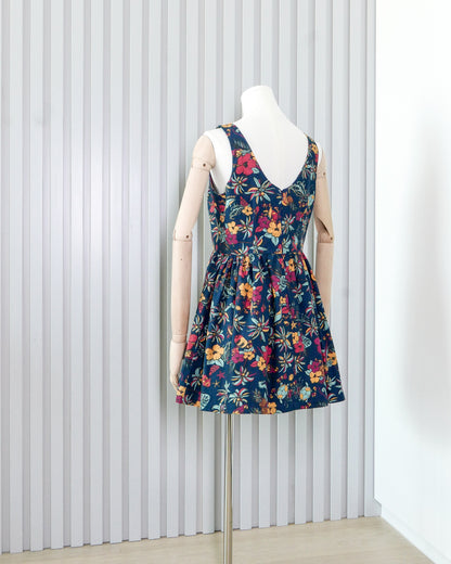 BEAMS HEART Floral A-line Sleeveless Short Dress 印花A字背心連身短裙 | KOMMONS