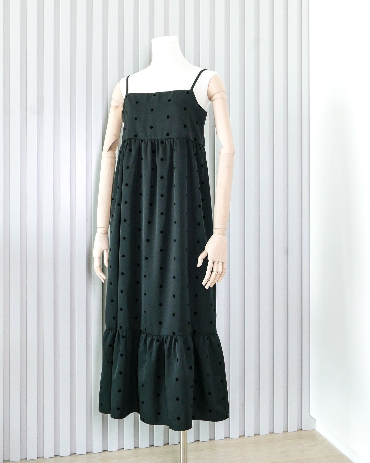 Polka Dot Cami Maxi Dress 波點吊帶連身長裙 | KOMMONS