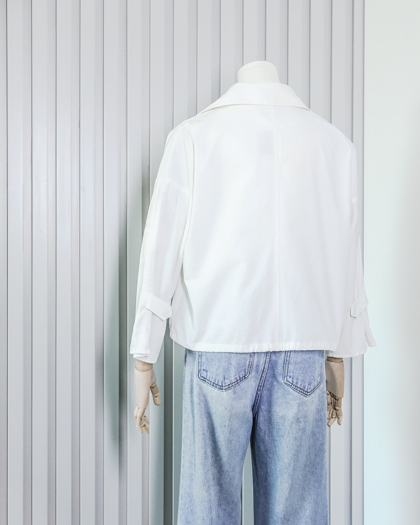 I.N.D STUDIO Crop Jacket 短款外套 | KOMMONS