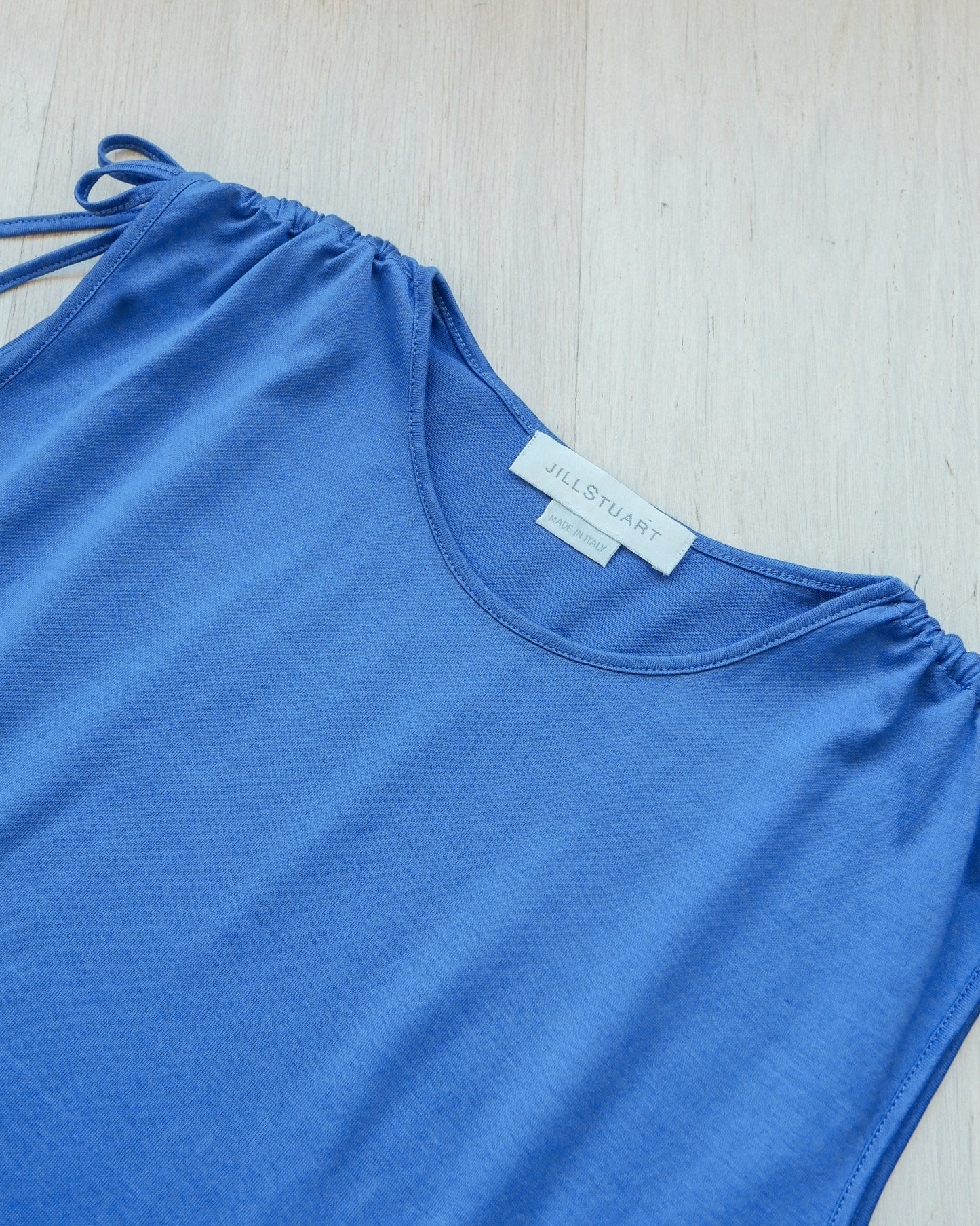 JILL STUART Ruched Shoulder Tank Top 膊頭束繩T恤背心 | KOMMONS