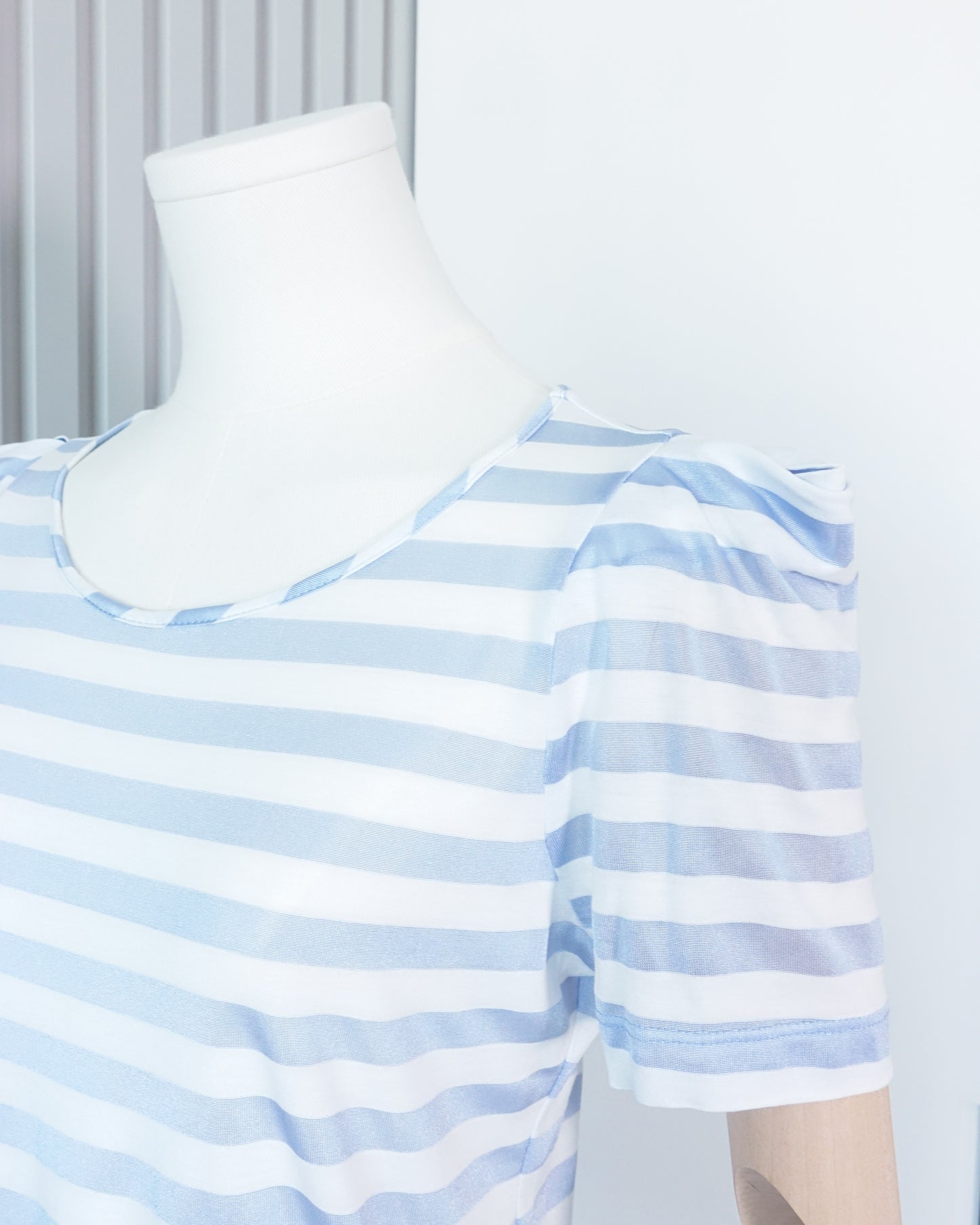 BCBGMAXAZRIA Puff Sleeve Stripe T-shirt 泡泡袖橫間T恤 | KOMMONS