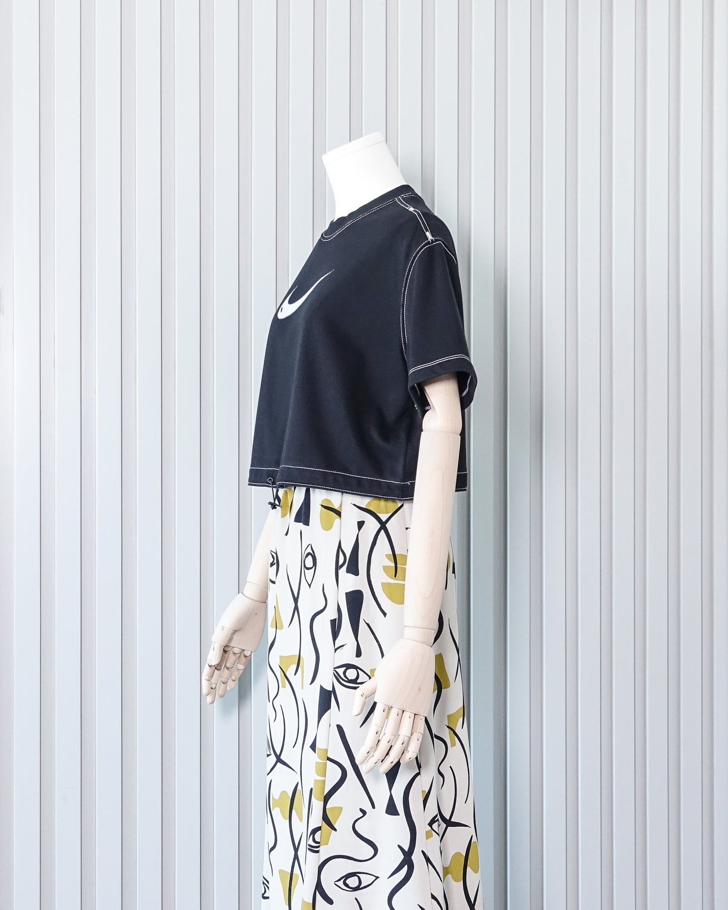 NIKE Short Sleeve Crop Sweatshirt 短袖短款衛衣 | KOMMONS