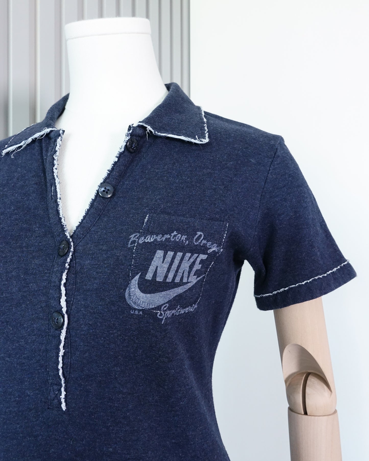 NIKE Frayed Hem Polo Shirt 破邊反領衫 | KOMMONS
