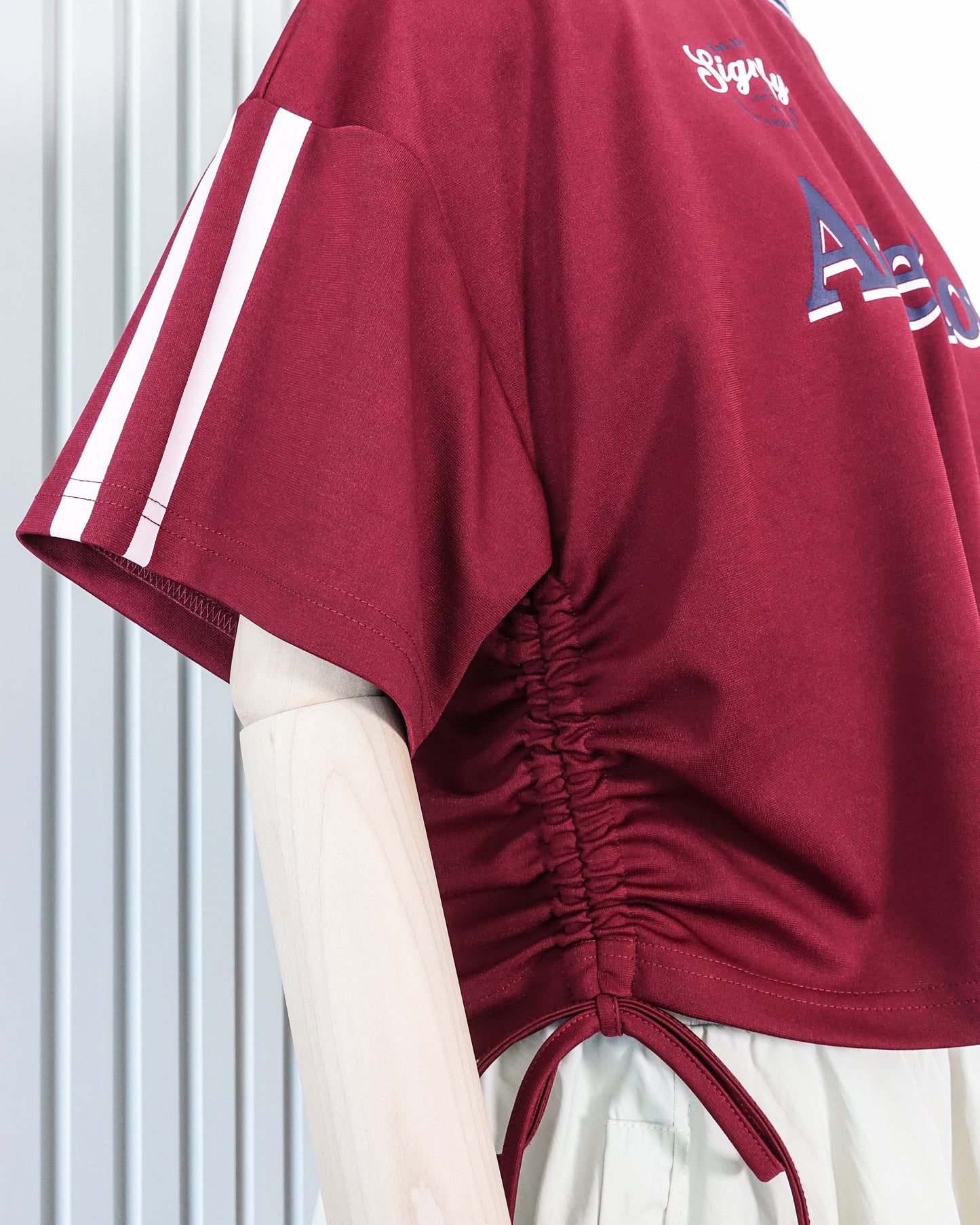 RETRO GIRL Ruched Tie Side Jersey 束繩綁帶運動衫 | KOMMONS