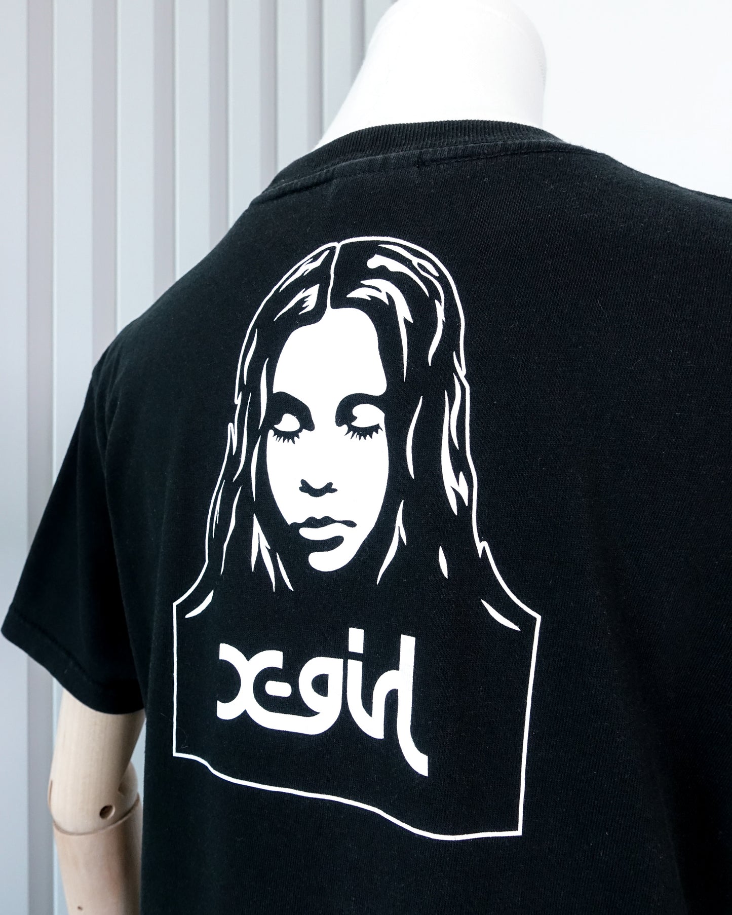 X-GIRL Back Printed T-shirt 背後印花T恤 | KOMMONS