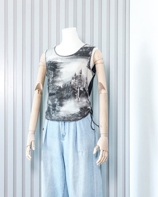 UNA PARTE Castle Printed Ruched Tie Side Vest 城堡印花束繩綁帶背心 (Vintage 古著) | KOMMONS