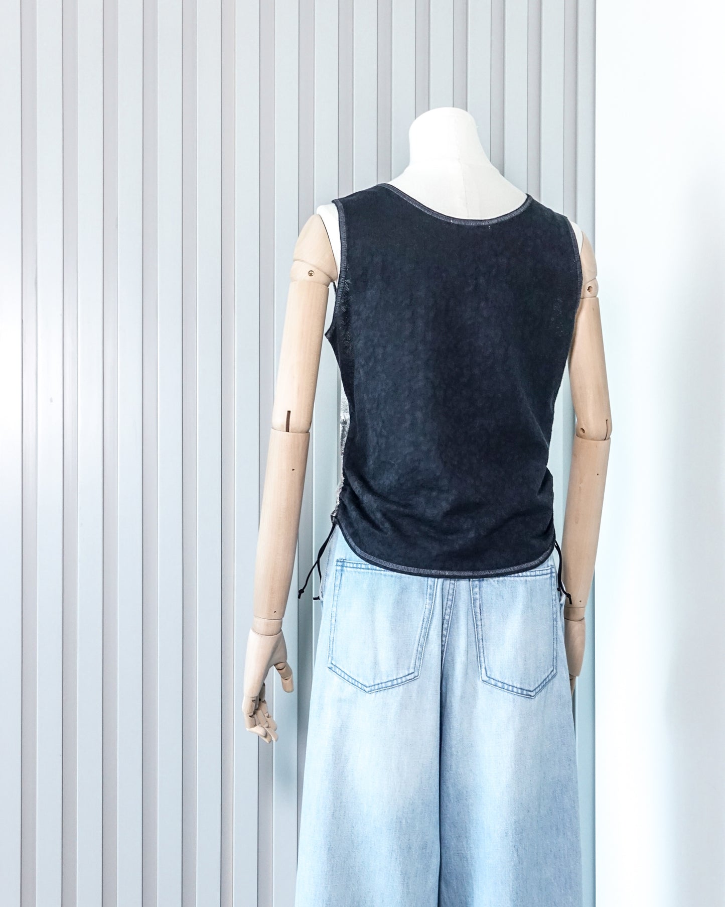 UNA PARTE Castle Printed Ruched Tie Side Vest 城堡印花束繩綁帶背心 (Vintage 古著) | KOMMONS