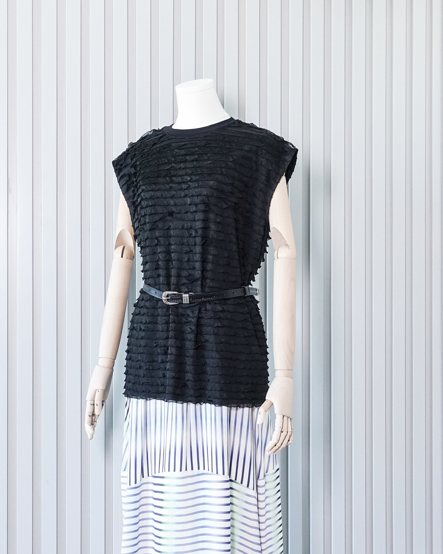 Ruffle Tunic Top 荷葉邊長上衣 | KOMMONS