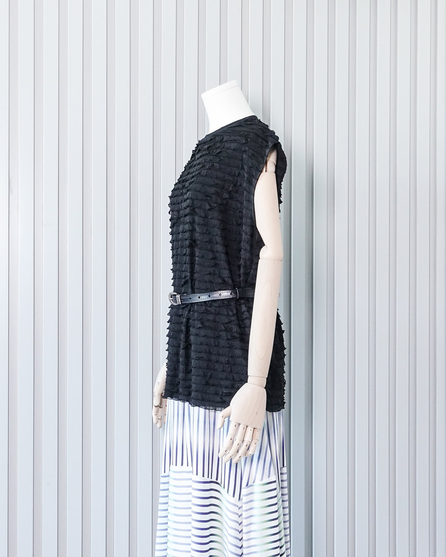 Ruffle Tunic Top 荷葉邊長上衣 | KOMMONS