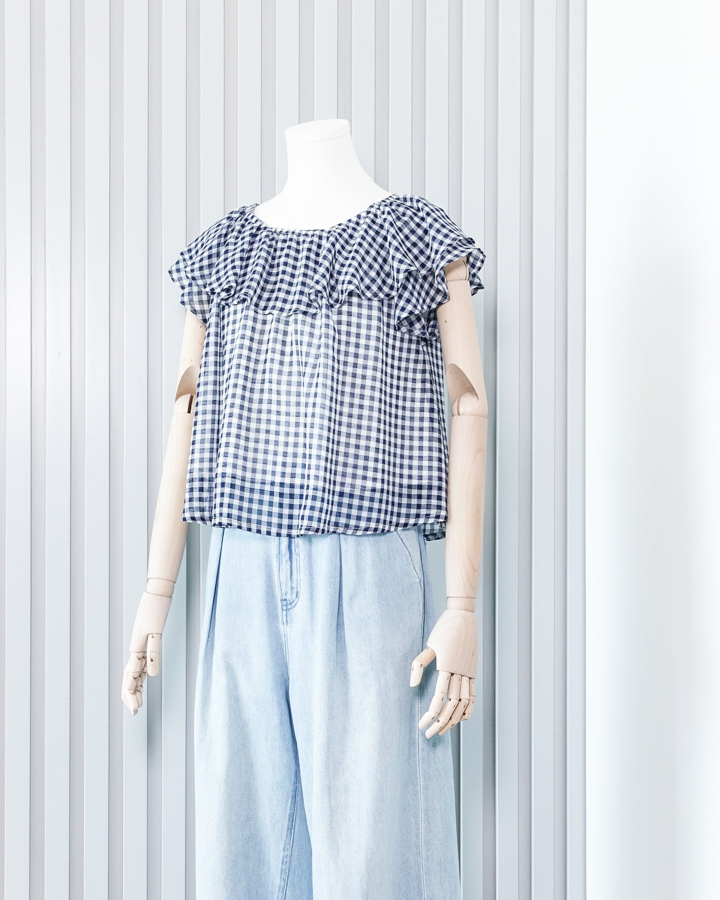 PAGEBOY Plaid Chiffon Flared Top 格子雪紡傘下擺上衣 | KOMMONS