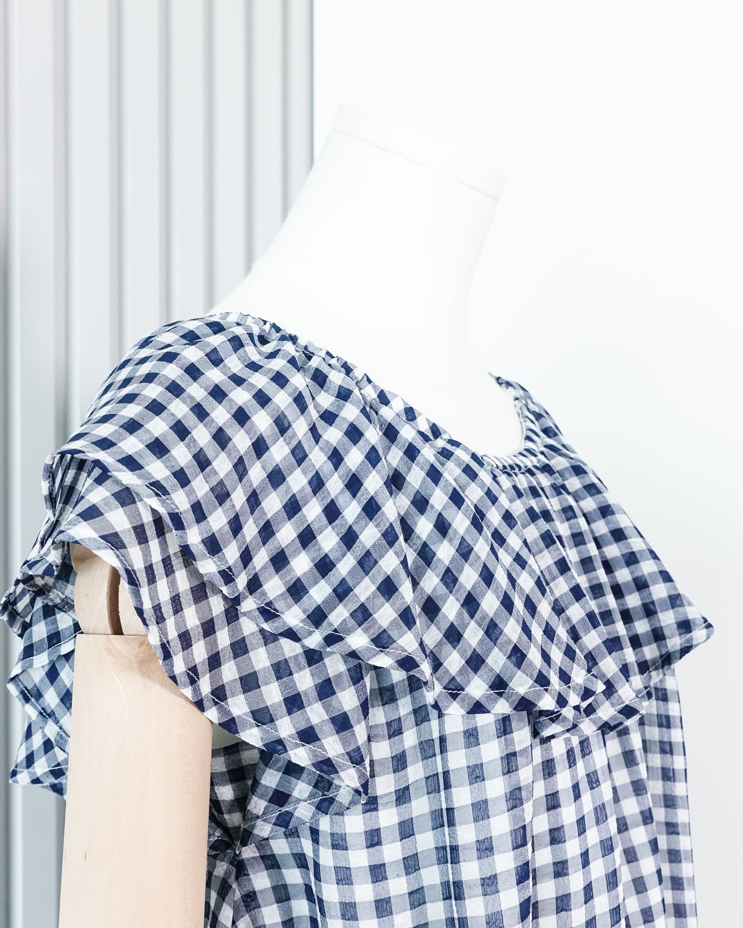 PAGEBOY Plaid Chiffon Flared Top 格子雪紡傘下擺上衣 | KOMMONS