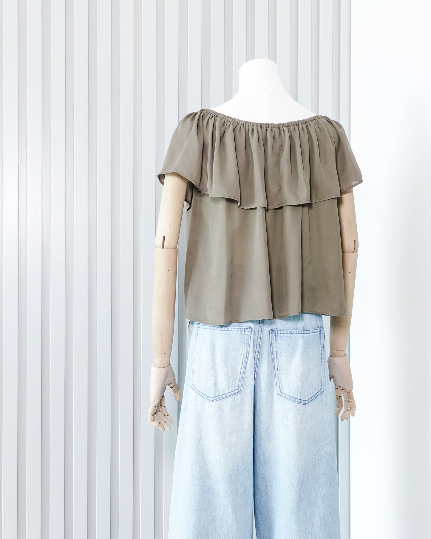 DISKEEN SURE Chiffon Flared Top 雪紡傘下擺上衣 | KOMMONS