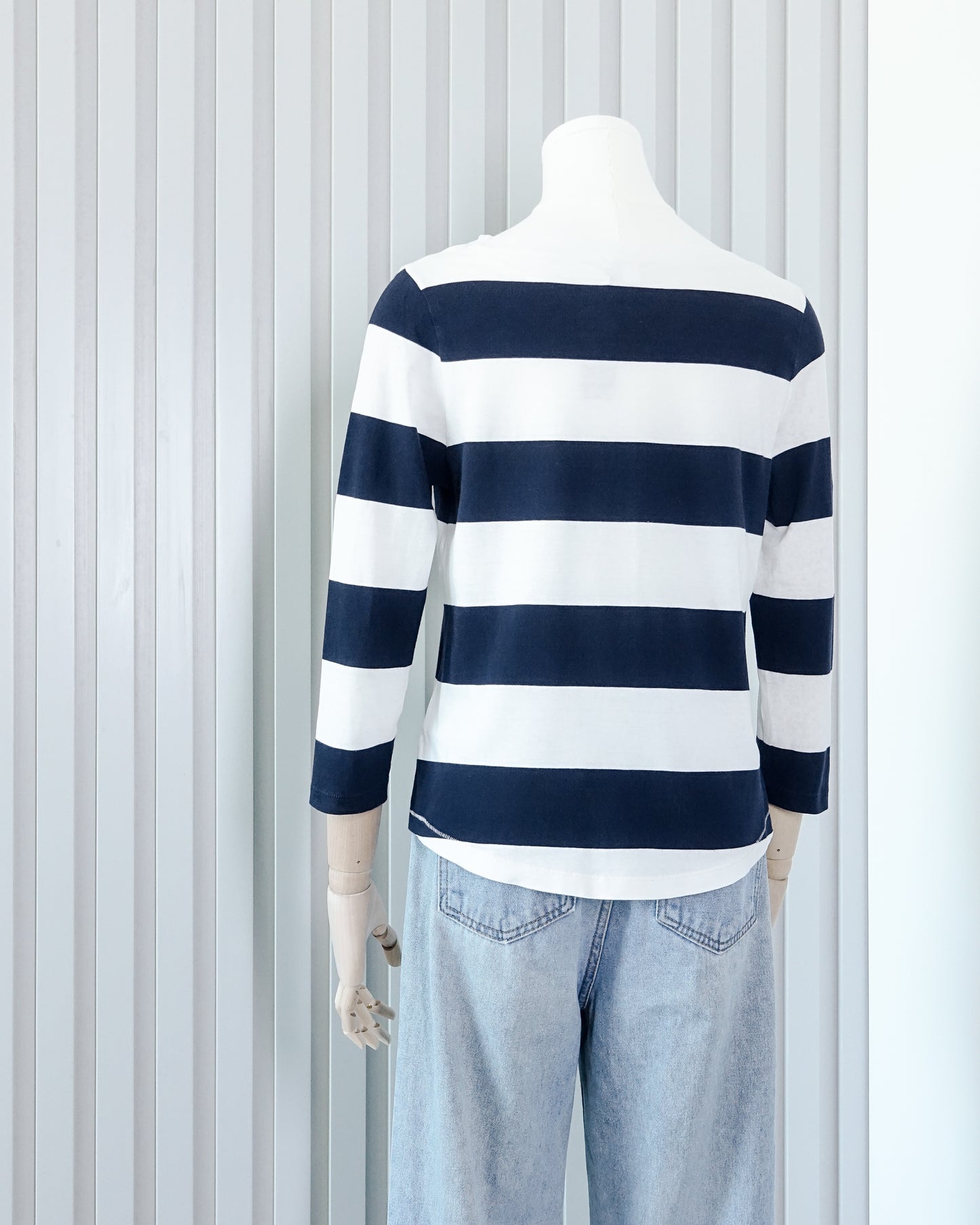 COS Striped 3/4 Sleeve T-shirt 粗橫間中袖T恤 | KOMMONS
