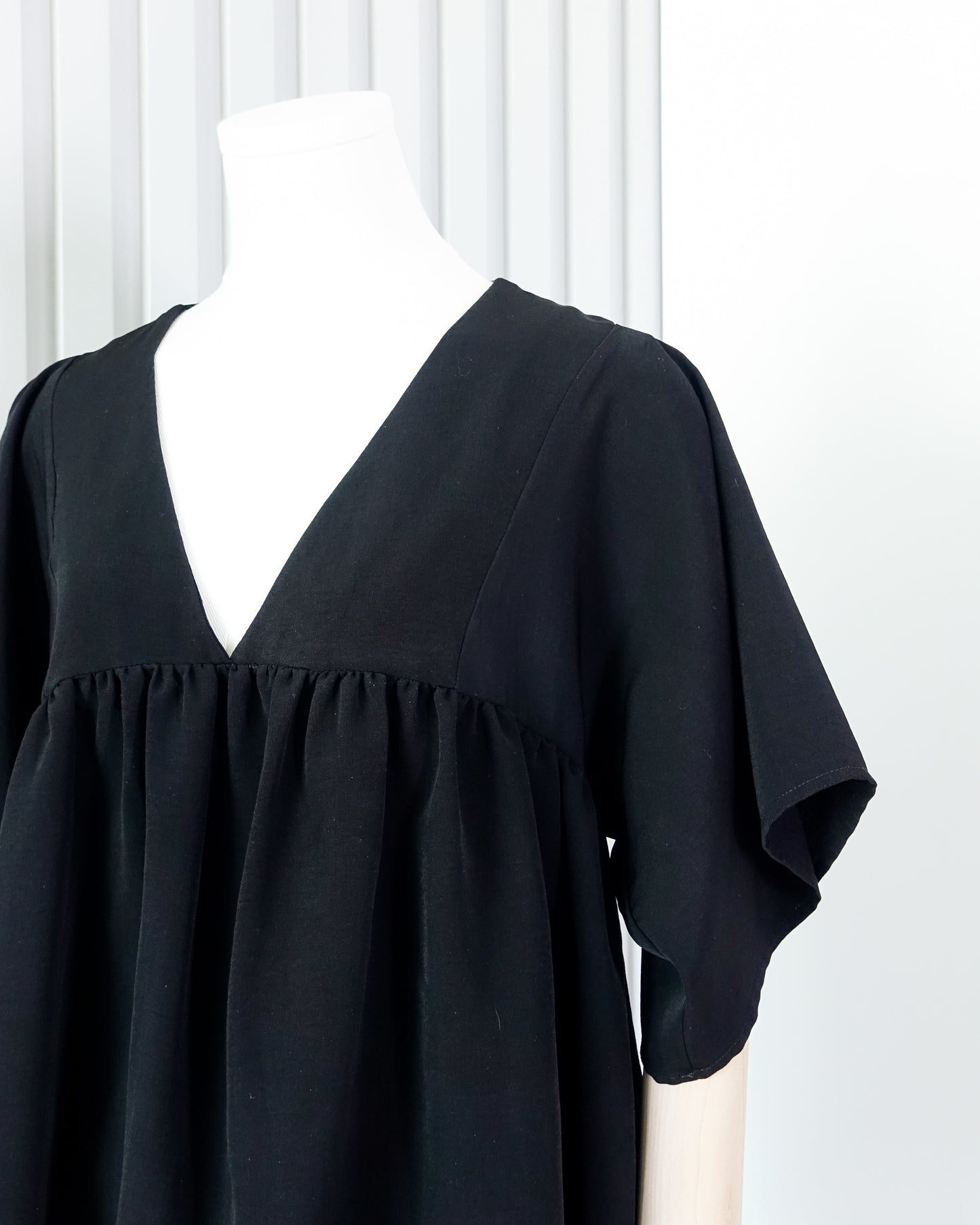 ASOS V-neck Peplum Top V領娃娃上衣 | KOMMONS