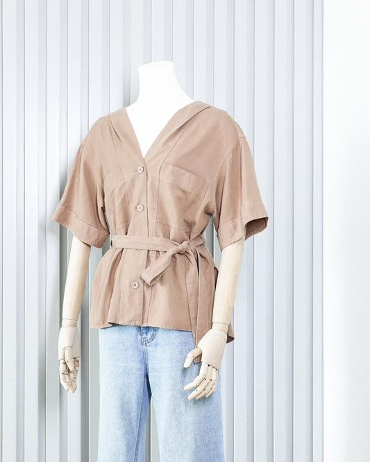 MYSTIC V-neck Button Front Top with Belt 麻質V領束腰上衣 | KOMMONS
