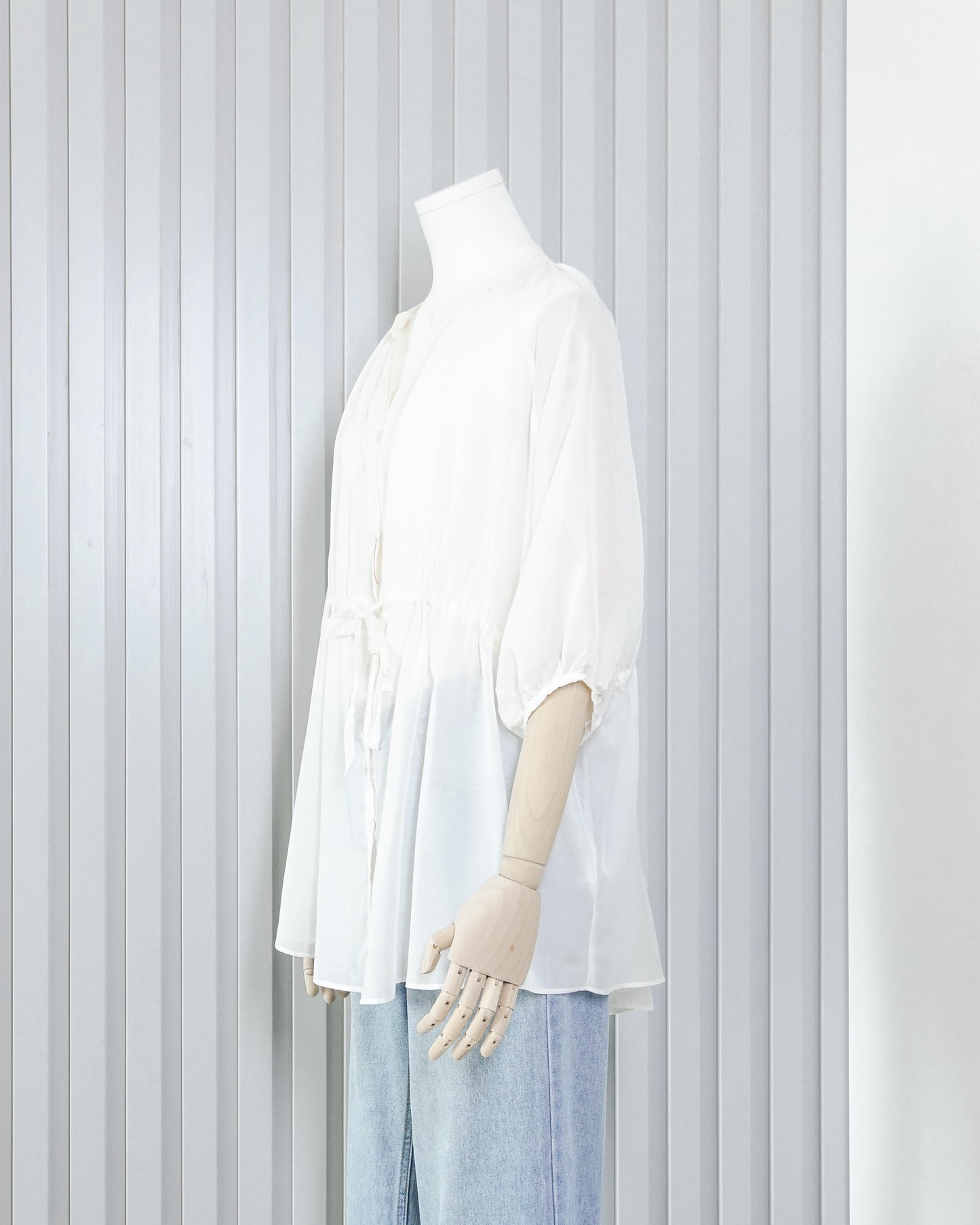 INGNI Sheer Button Front Drawstring Top 透膚扣鈕束腰上衣 | KOMMONS