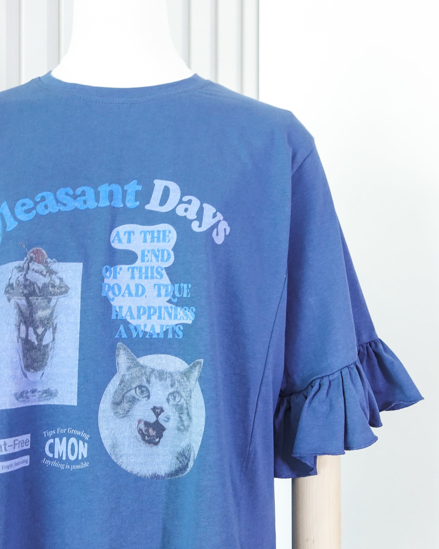 Ruffle Hem Cat Printed T-shirt 荷葉邊貓咪印花T恤 | KOMMONS