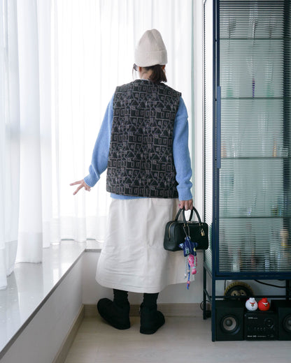 薄夾棉刺繡馬甲 - 黑色屋仔 | Made by Chifa